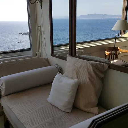 Athena Port Apartman