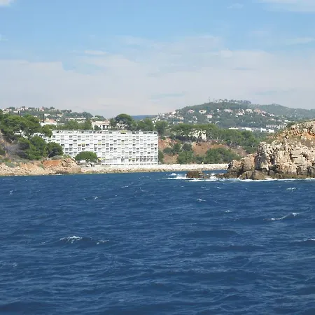 Athena Port Apartment