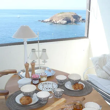 Athena Port Apartment Bandol